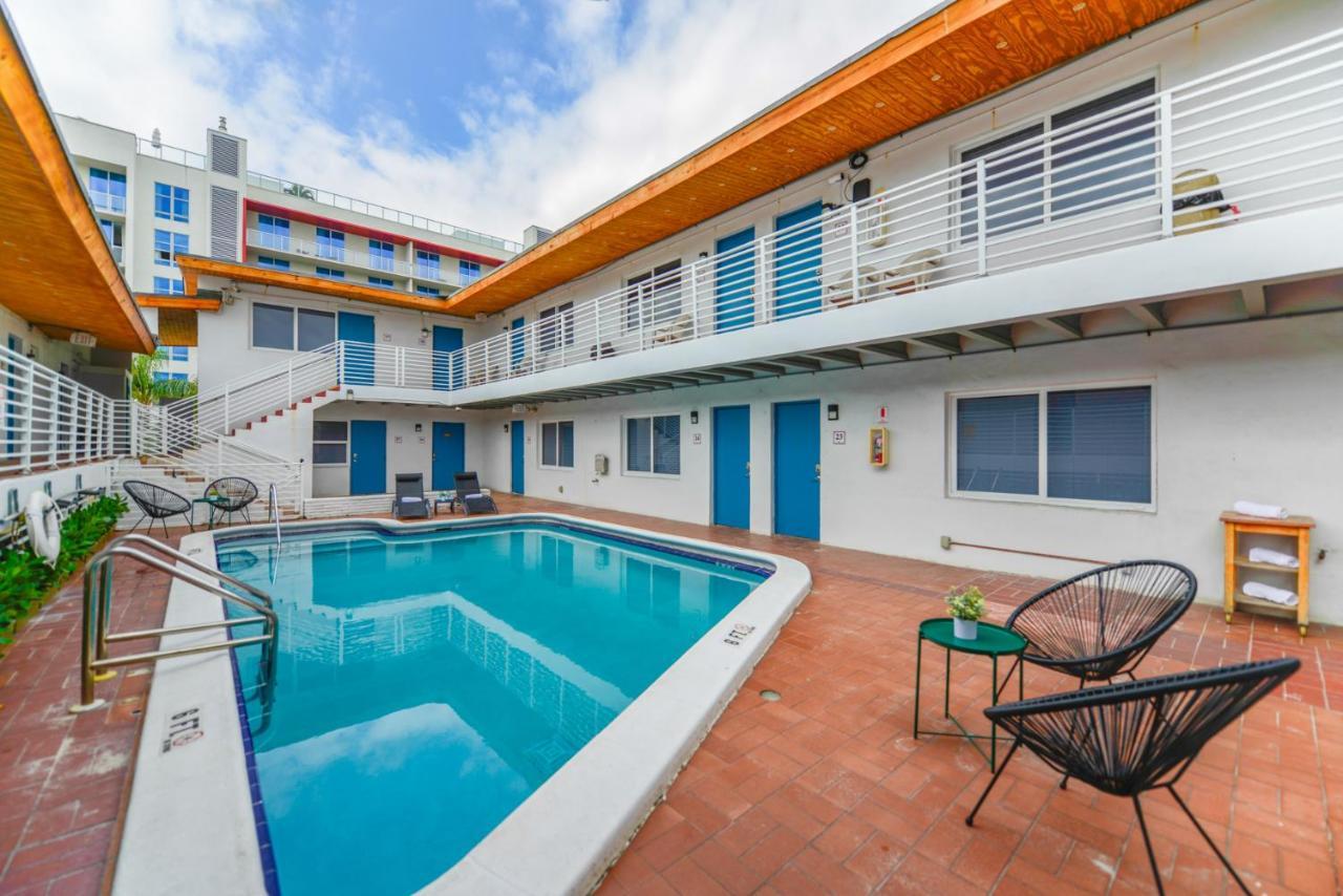 Cozy 1 Bedroom With Pool Steps From The Beach #47 好莱坞 外观 照片