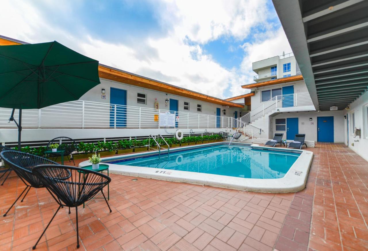 Cozy 1 Bedroom With Pool Steps From The Beach #47 好莱坞 外观 照片